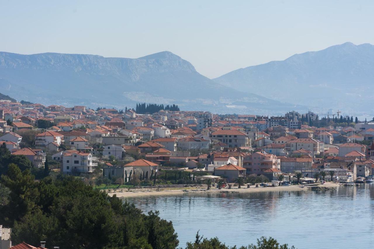 Accommodation Mamut Trogir Eksteriør bilde